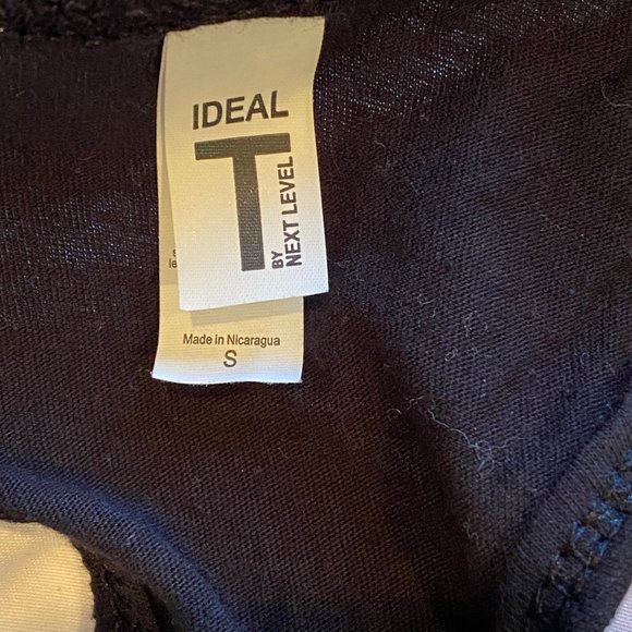 Shirt - Picture 2 of 4